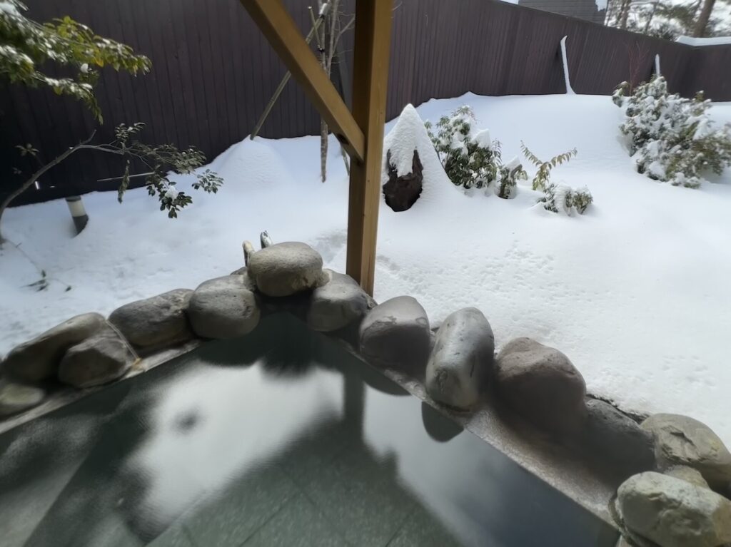 雪見露天風呂