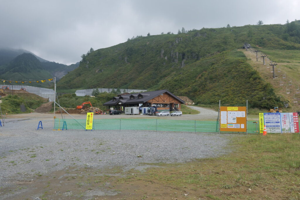 殺生河原駐車場