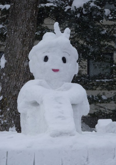 P1080029 ゆもみちゃんの雪像