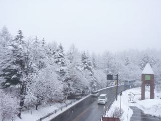 P1000269 道の駅から雪の様子